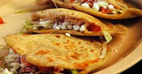 gorditas de papa con requesón
