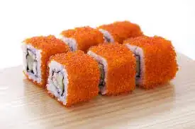 tobiko on sushi roll