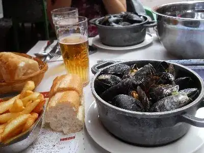 cooked mussels