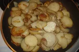 fried potatoes