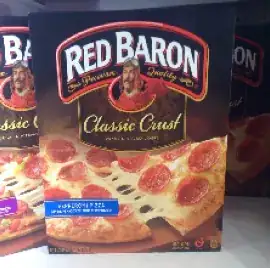 box with photo of pizza