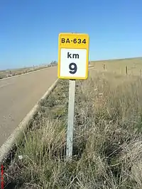 highway=milestonedistance=9ref=BA-634