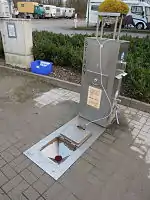 Bottom inlet Entrée inférieure Bodeneinlass