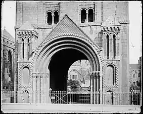 Archway, Norman Tower, Bury St Edmunds, Suffolk, c. 1120–1148
