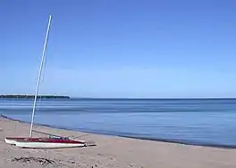Au Train Bay from the beach
