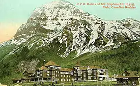Hotel and Mount Stephen in 1908