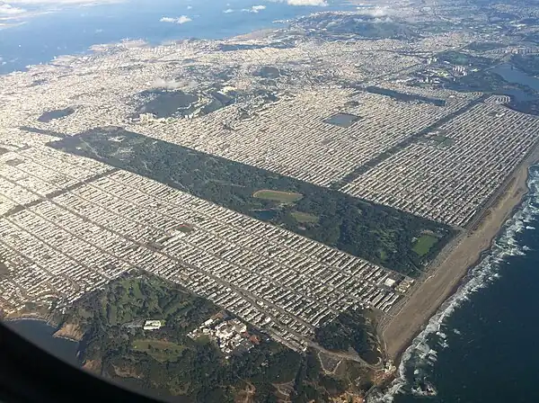 Aerial photo of San Francisco showing Golden Gate Park