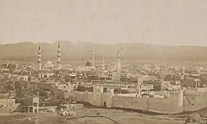 A general view of Medina, including the Al-Masjid an-Nabawi and its Green Dome