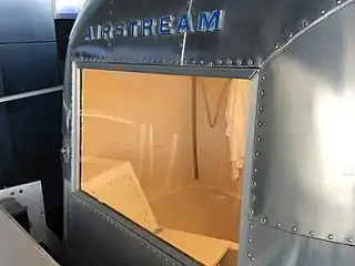 MQF002 Apollo mobile quarantine facility rear bathroom tub and shower