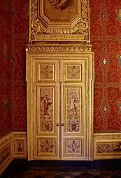 Baroque – grotesques on a door in the Palais du Parlement de Bretagne, Rennes, France, unknown architect, sculptor and painter, 17th century (Louis XIV era)