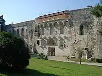 Golden gate, north gate of the palace.