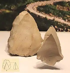 Production of points & spearheads from a flint stone core, Levallois technique, Mousterian culture, Tabun cave, 250,000–50,000 BP