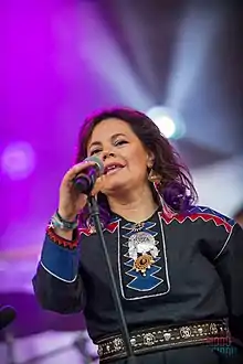 Pirttijärvi-Länsman singing with the group Solju&nbsp;at Riddu Riđđu 2018